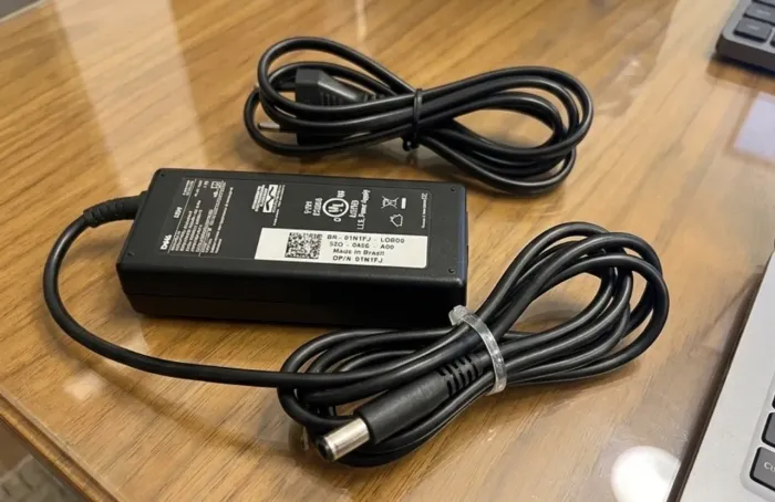 Fonte Carregador Notebook Dell 65W Original - Ótimo Estado