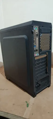 Vendo Pc i3 9100 zerado