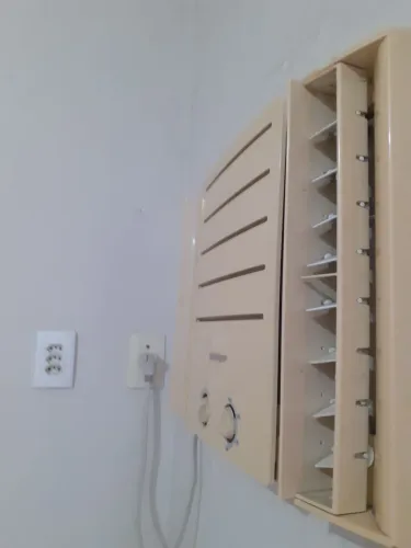 Vendo ar condicionado springer de janela usado 9000 btus.