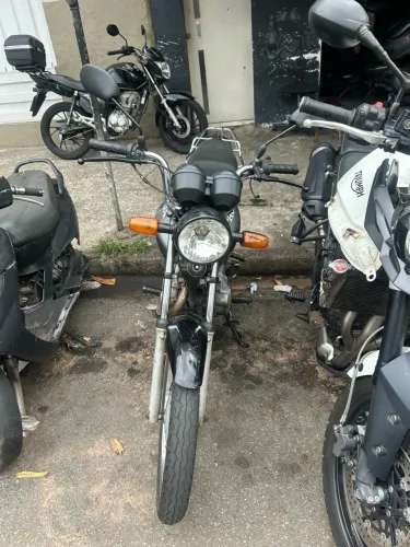 Vendo Honda CG 125, ano 2000