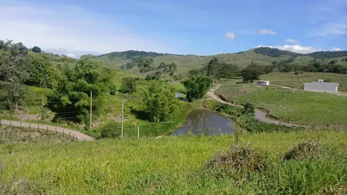 chacaras a venda com 1200 metros quadrados em Roma - Volta Redonda - RJ