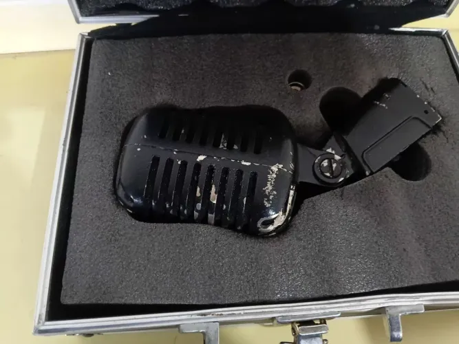 Microfone arcano vintage