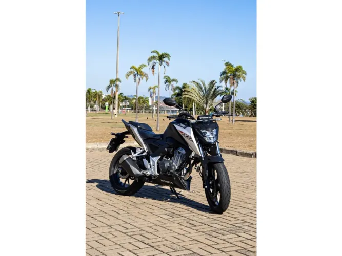 Honda Cb 300f twister cbs 2026