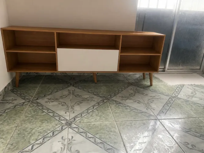 Vendo rack com poucas marcas de uso