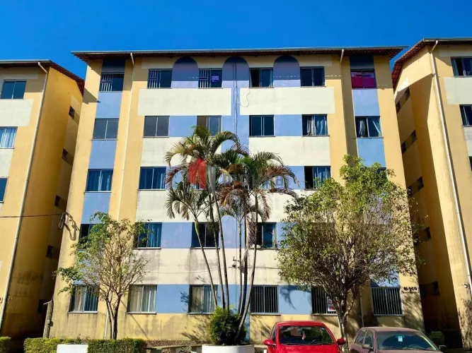Apartamento com 2 dormitórios à venda, 44 m² por R$ 140.000 - Fontesville - Juiz de Fora/M