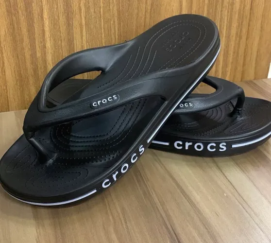 Sandália CROCS similar tamanho 43/44 | Ergonomia e Conforto