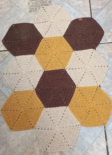 Tapete Hexágono em Crochê