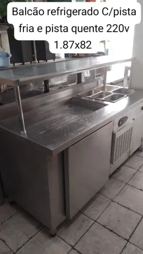 Balcão refrigerado C/pista quente e pista fria