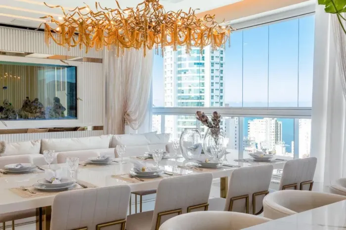 Cobertura Duplex Mobialida Com Pscina Na Barra Sul em Balneário Camboriú