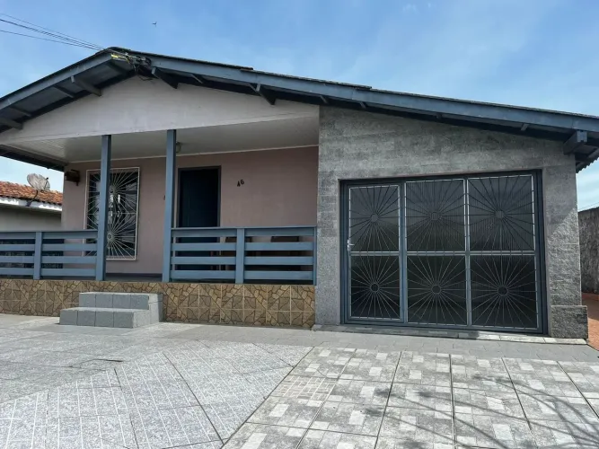 Residência em alvenaria a venda no bairro Quitandinha em Rio Negrinho - SC