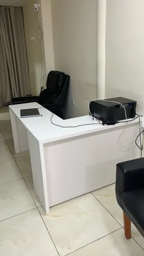 Mesa nails ou recepção toda em mdf