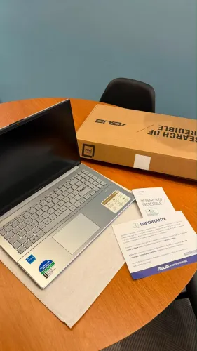 Notebook ASUS VivoBook Go 15 i3-N305 | SSD 256GB | Windows 11 | Excelente Estado