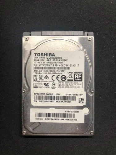 HD Interno Toshiba MQ01ABD100 de 1 TB, 2.5" SATA III para Notebook - Excelente