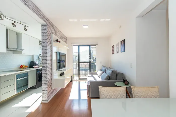 Apartamento à venda com 3 quartos no Cajuru em Curitiba