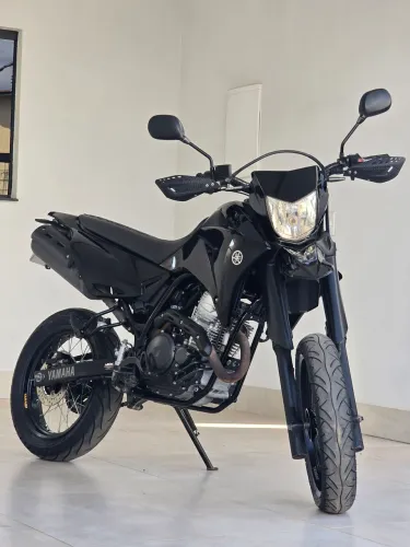 XTZ-X 250 Lander Motard
