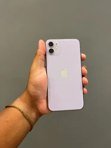 iPhone 11