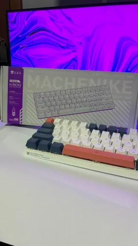 Teclado Gamer Machenike K500 B61