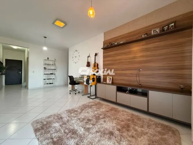 Apartamento com 2 dormitórios à venda por R$385.000 - Embratel - Porto Velho/RO