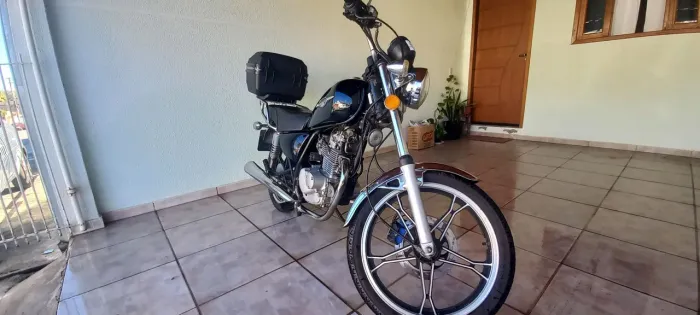 Intruder 125 2012