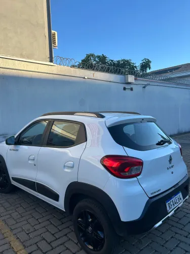 Renault Kwid Outsider 1.0 Flex 12V 5P Mec. 2020