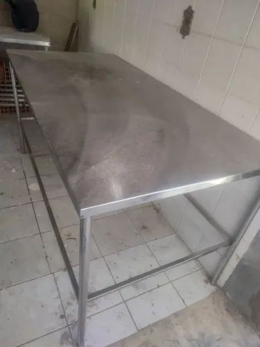 Vendo mesas de inox