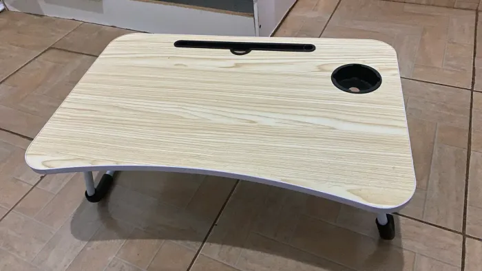 Mesa Dobrável para Notebook Portátil Mdf Laptop Cama Estudo Porta Tablet