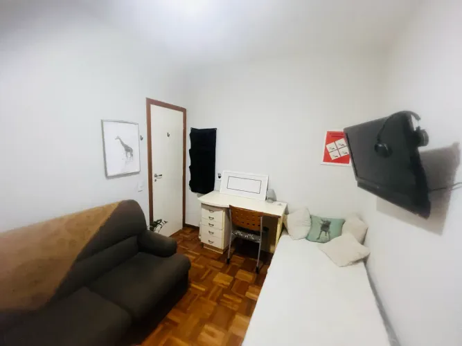 Quarto-sala Individual Mobiliado