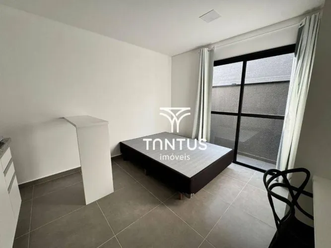 Studio para alugar, 18 m² por R$ 1.600/mês - Rebouças - Curitiba/PR
