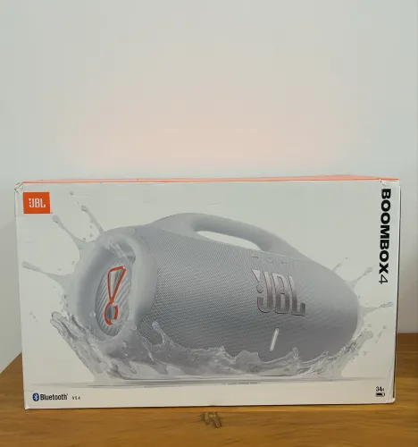 JBL Boombox 4 Branca - NOVA