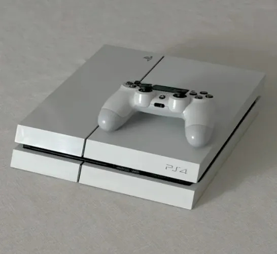 Playstation 4 Branco - FAT