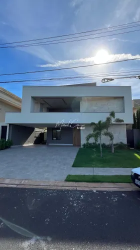 Condomínio Parque Residencial Damha VI - Belíssima casa à venda, com 4 suítes, sendo 1 suí