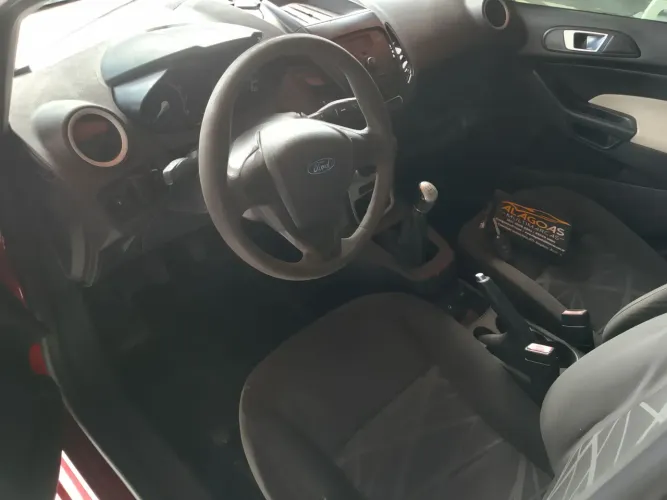 Ford Fiesta 1.5 16V Flex Mec. 5P 2015