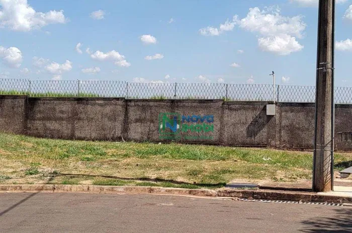 Lindo Terreno em Condominio Fechado, Parque Taquaral, Piracicaba - SP