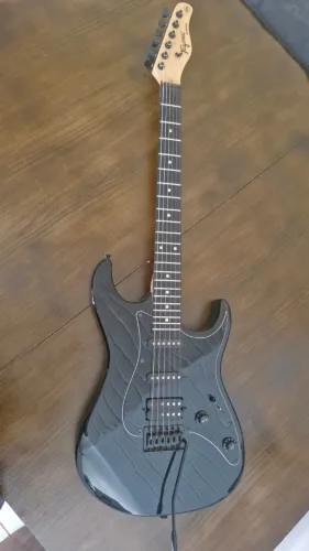 Guitarra Tagima TW Series 520 Preta HSS
