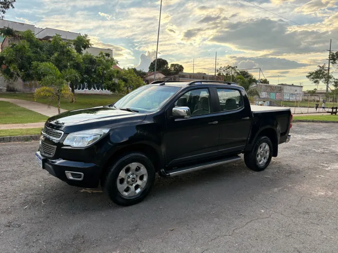 Chevrolet S10 Pick-up LTZ 2.4 F.power 4X2 CD 2014