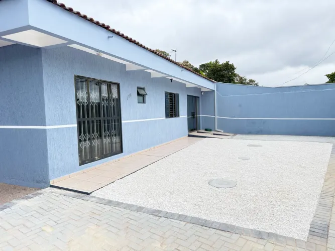 Ótima casa de esquina no jardim Santa Regina