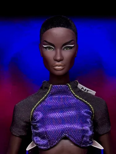 Boneca Nu Face Dominique Maqueda Fashion Royalty Integrity Toys