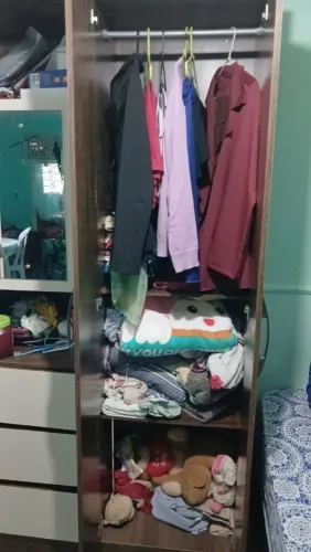 Vendo guarda roupa usado , em perfeitas condições, bem conservado