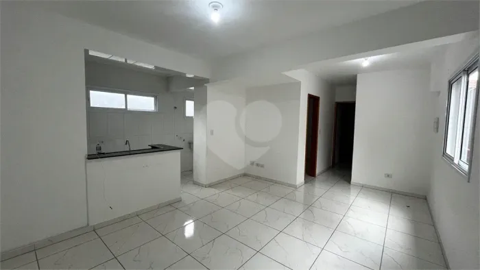Apartamento com 2 quartos para locação em Alvinópolis - SP