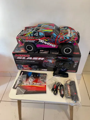 Automodelo Traxxas Slash Nitro 2wd