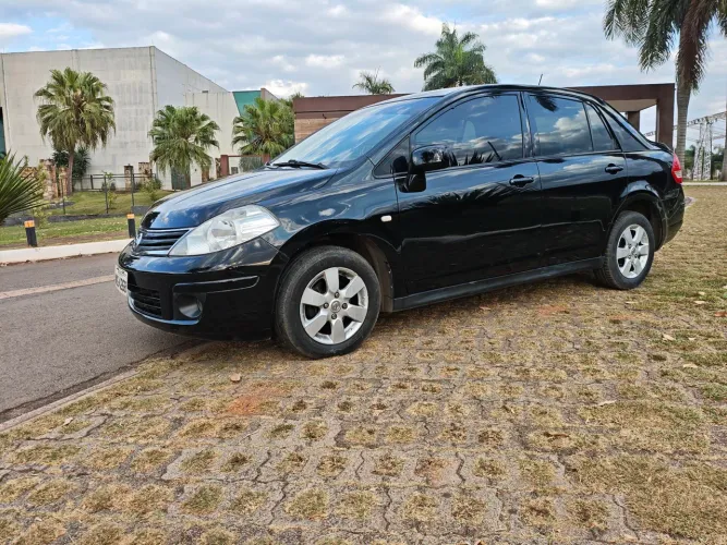 Nissan Tiida Sedan 1.8 16V Flex Fuel 4P 2011