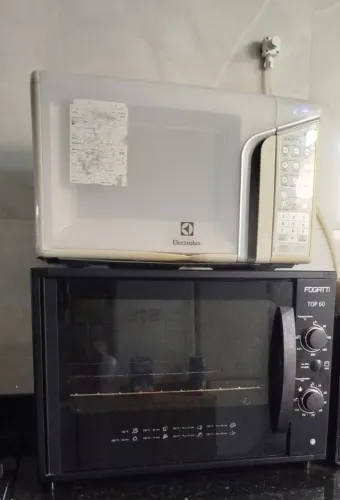 Forno e Microondas Elétrico