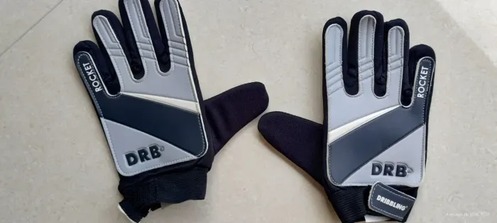 Luvas de Goleiro Futebol NOVAS