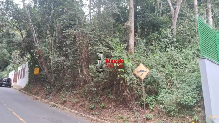 Lote / Terreno à venda em Nova Lima