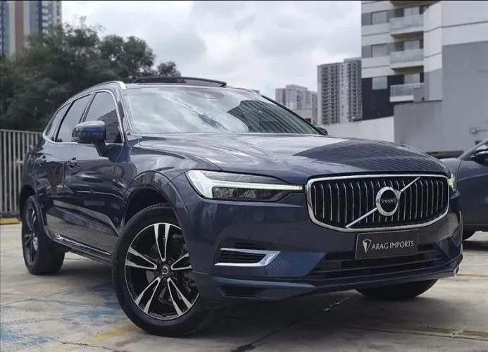 Volvo XC 90 4.4 V8 315cv AWD 5P 2021