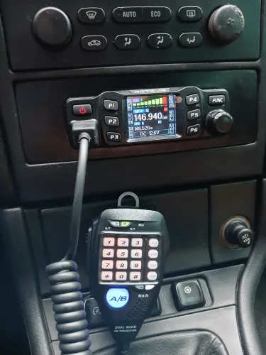 Radio vhf amador