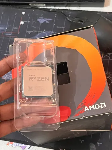 AMD RYZEN 5 1600