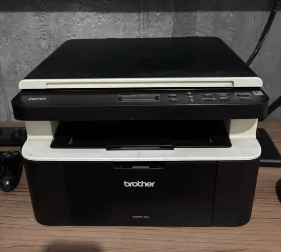 Multifuncional Brother DCP-1512 Laser ? Imprime, Copia e Digitaliza