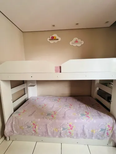 Cama tripla solteiro beliche