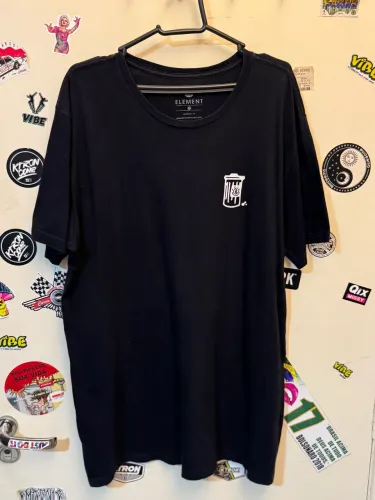 Camiseta Element - Preta - USADO